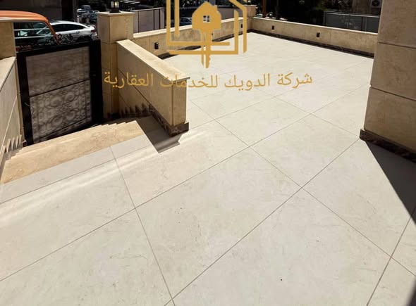 شقة أرضية فاخرة للإيجار في عبدون - 2