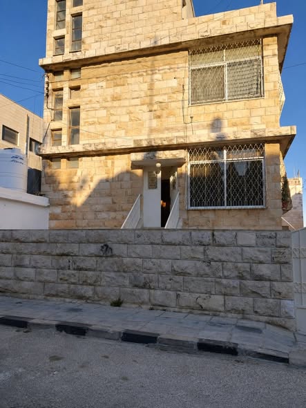 عمارة استثمارية فاخرة في جبل الحسين - من المالك مباشرة - 2
