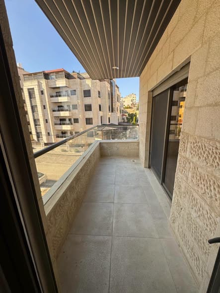 شقة فاخرة للبيع في ضاحية الرشيد - 2