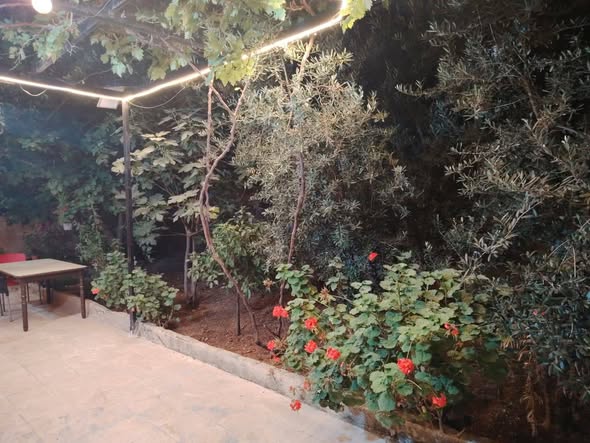 شقة أرضية فاخرة للبيع في الجبيهة – أم زويتينة
