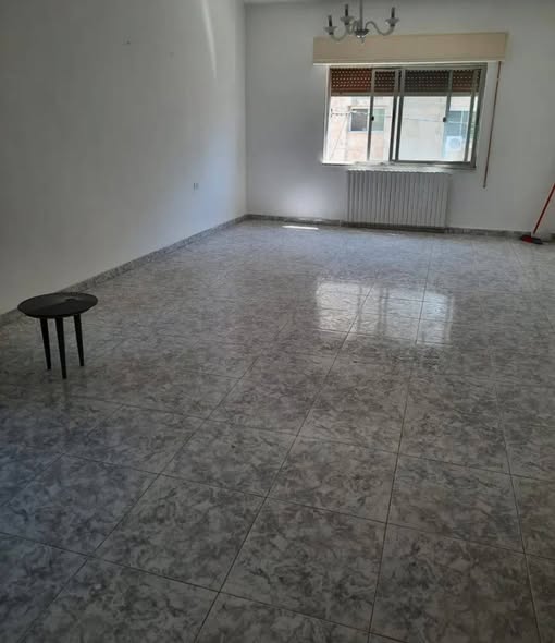 شقة فاخرة للإيجار في عمان - 2