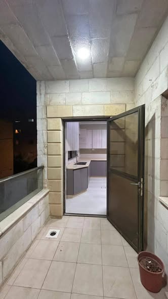 شقة مجددة بالكامل للإيجار في خلدا - 5