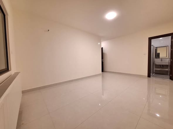 شقة جديدة لم تسكن للايجار في الجندويل - 3