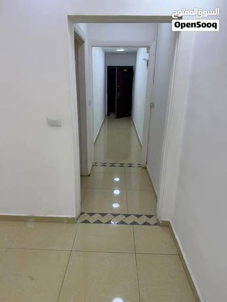 شقة مجددة فارغة للإيجار في شارع الجامعة (الجامعة الأردنية) - 3