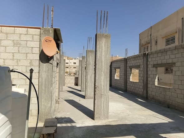 بيت للبيع في الزرقاء، إسكان الضاحية - 2