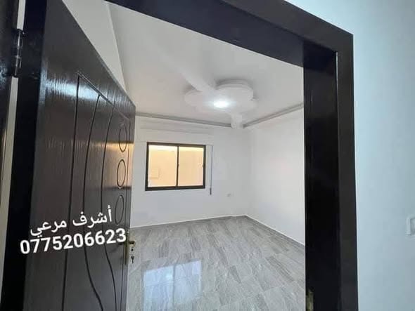 شقة أرضية فاخرة مع أتراس وكراج في الزرقاء الجديدة - 2