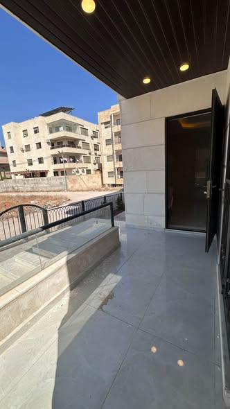 شقق فاخرة للبيع بالتقسيط المريح في الراهبات الوردية