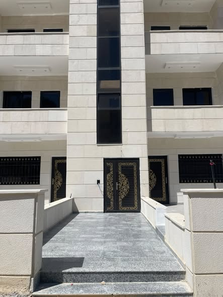شقة للبيع في إسكان المهندسين - السلط - 3