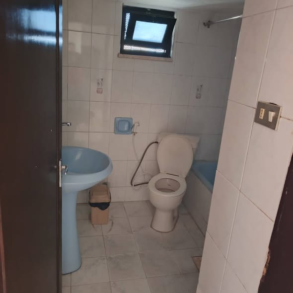 شقة سكنية في إربد حي القصيلة بسعر حرق - 5