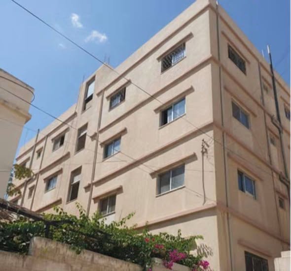 عمارة للبيع في الزرقاء – جبل رحمه – فرصة استثمارية