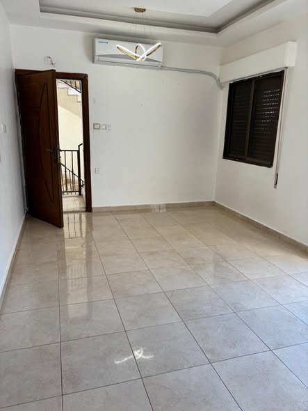 شقة فاخرة للبيع في السكنية التاسعة