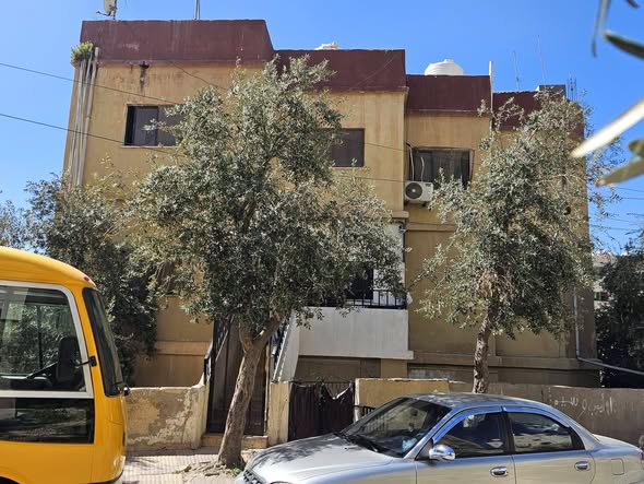 عمارة استثمارية مميزة في الجبل الأخضر - 2