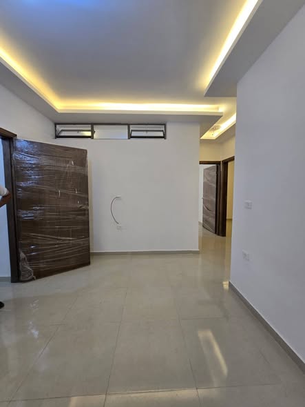 شقة جديدة لم تسكن للإيجار في شفا بدران
