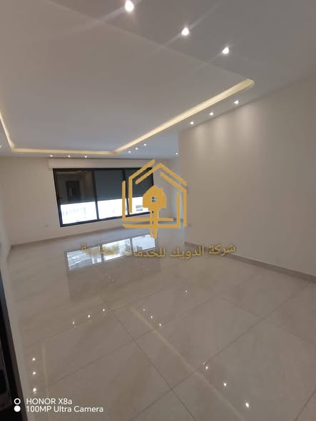 شقة فاخرة للإيجار في الرابية