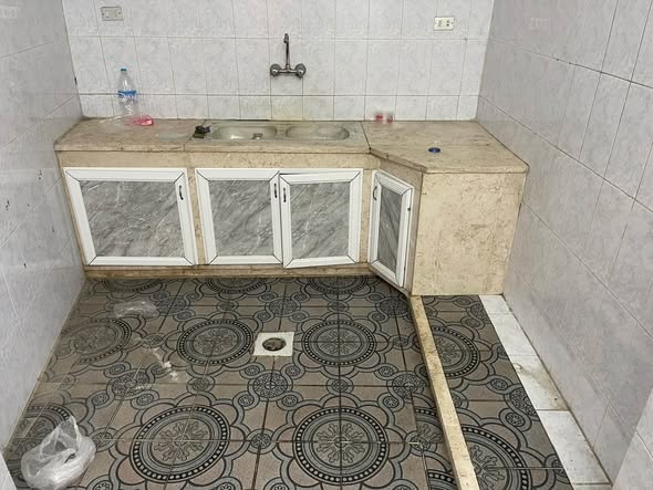شقة للإيجار في الزرقاء – الجبل الأبيض، مدخل منفصل ومساحة 100م - 4