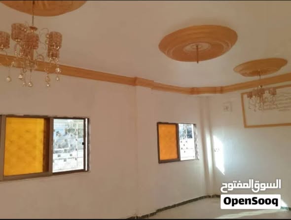 فيلا فاخرة مع أرض واسعة للبيع - عمان، حوارة