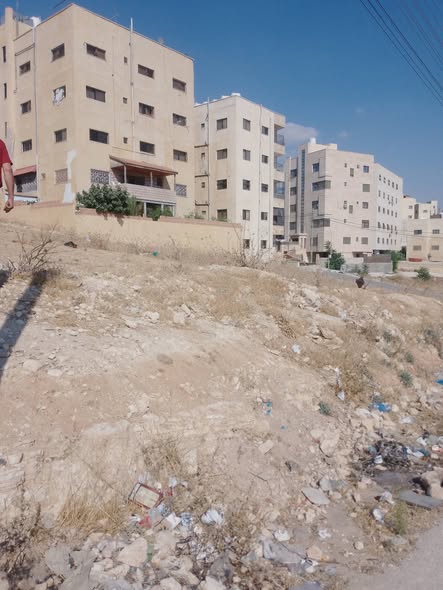 قطعة أرض سكنية للبيع بإطلالة بانورامية - 3
