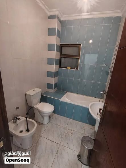شقة واسعة للإيجار في الجبيهة أم زويتينة