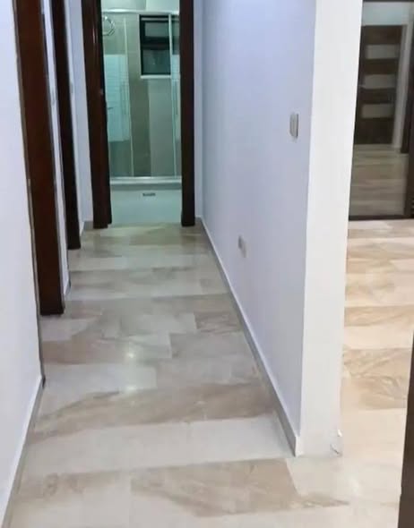 شقة فاخرة للإيجار في تلاع العلي – 200م² - 2
