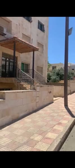 شقة فاخرة واسعة للبيع في الجبيهة