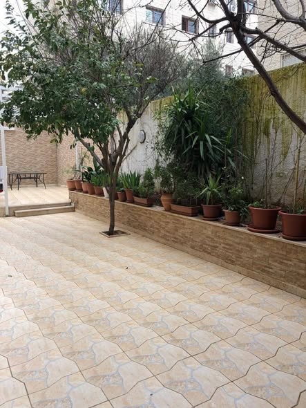 شقة أرضية فاخرة للإيجار في الجاردنز - 3