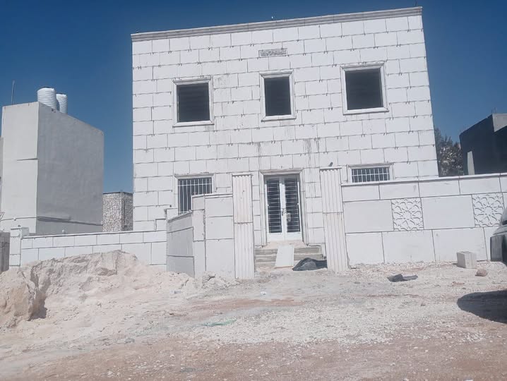 منزل جديد طابقين في العبدلية – فرصة استثمارية مميزة