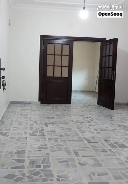 شقة للإيجار في ضاحية الرشيد - قرب جامعة الأميرة سمية