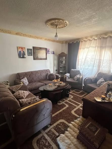 شقة فاخرة للبيع في الزرقاء الجديدة - 2