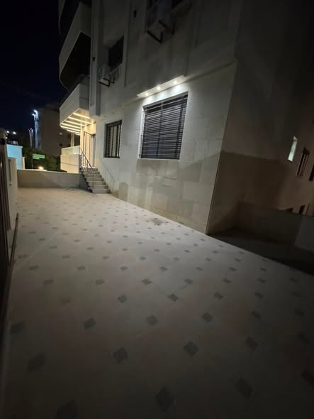 شقة أرضية فاخرة للإيجار في ضاحية الرشيد - 5