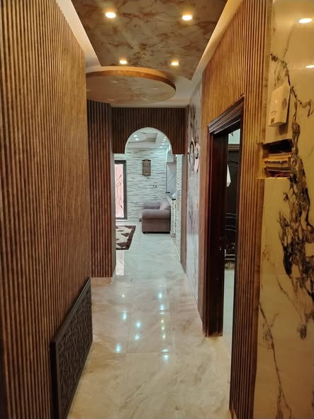 عمارة استثمارية فاخرة للبيع - 4 طوابق - 4