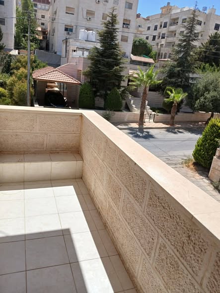 شقة فاخرة للإيجار في أم السماق - 4