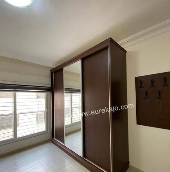 شقة فاخرة للإيجار في دير غبار - 280م - 4