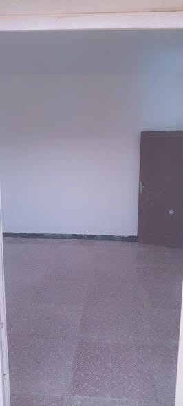 شقة فاخرة للإيجار في إربد - موقع متميز