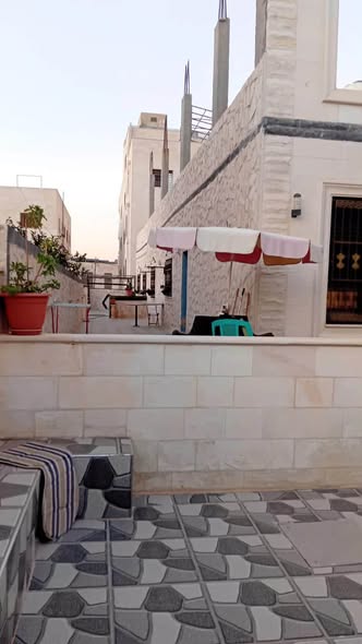 بيت مستقل للبيع في المقابلين - موقع مميز جداً - 4