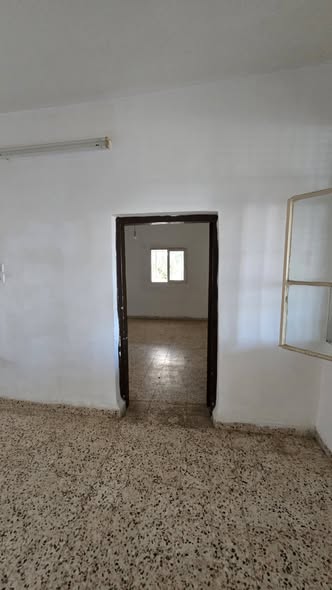 دار للإيجار قرب جامعة البلقاء التطبيقية - مناسب للعرسان والطلاب - 2