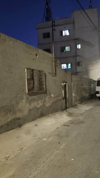 أرض تجارية سكنية للبيع في الهاشمي الشمالي