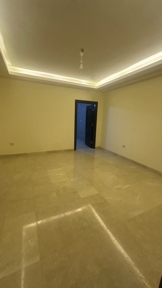 شقة فاخرة لم تُسكن للإيجار في ضاحية النخيل