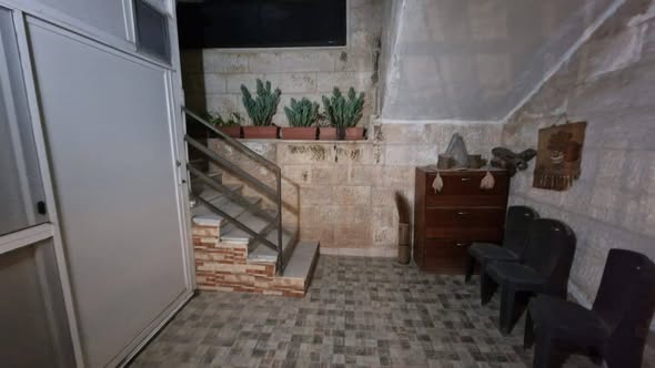 شقة فاخرة للبيع في أم السماق الجنوبي مع تراس وكراج خاص