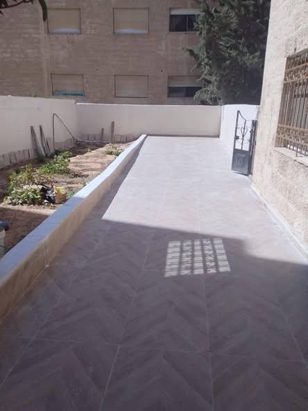شقة فاخرة شبه أرضية في ضاحية الرشيد - 2