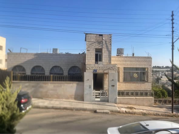 سطح جاهز للبناء في أرقى مناطق عمان - 3