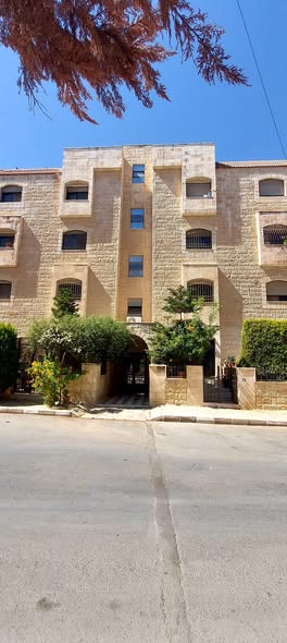 شقة مميزة للبيع في أرقى مناطق البيادر