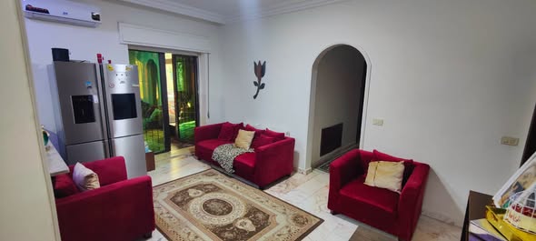 شقة أرضية بملحق شبه فيلا في أم السماق - 4
