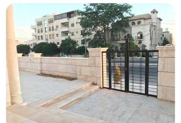 فيلا فاخرة للبيع في الياسمين - ربوة عبدون - 2