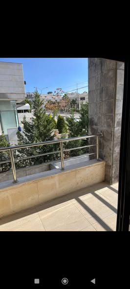 شقة فخمة للبيع في عبدون - طابق أول بتشطيبات مميزة - 2