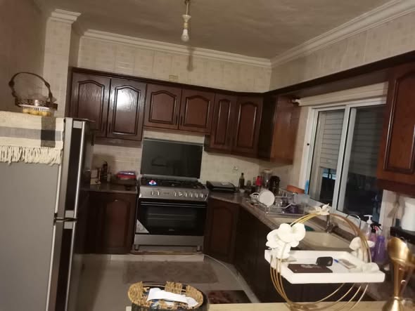 شقة فاخرة للبيع مع روف في الجندويل - 4