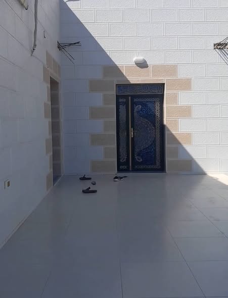 بيت مستقل ديلوكس للبيع في السخنة - 4