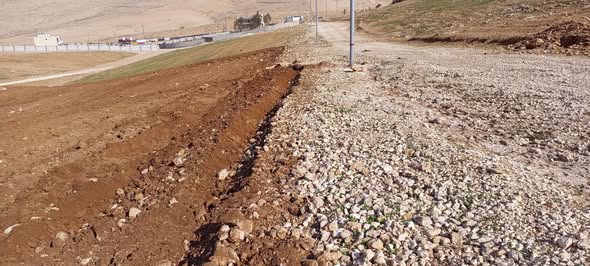 أرض 3.5 دونم في غريسا - طريق القنية - 2