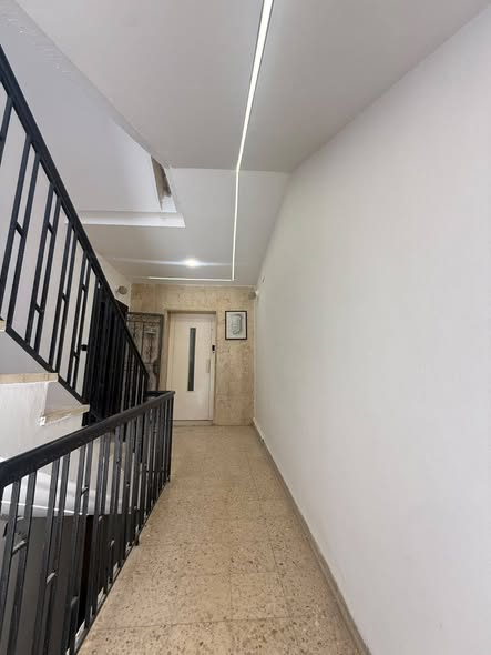 شقة فاخرة للإيجار في عبدون - 3