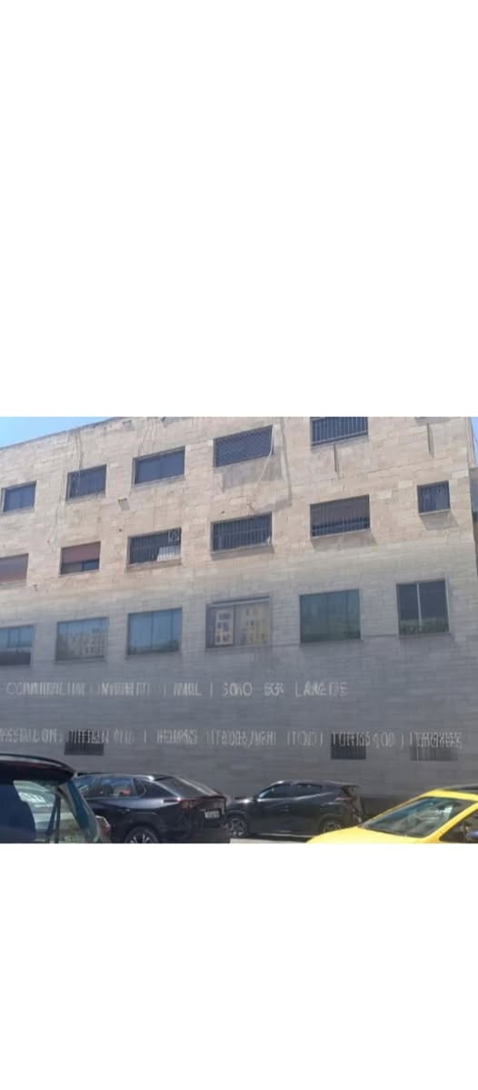 فرصة استثمارية ذهبية: مجمع تجاري مؤجر بالكامل في الصويفية