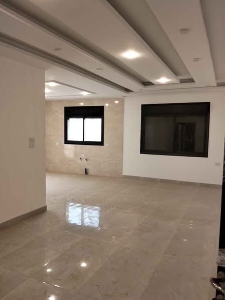 شقة فاخرة للبيع في إربد بالتقسيط المريح
